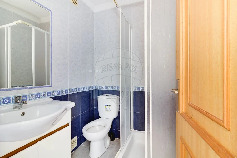 Apartamento T3 para Venda em Águas Livres Foto 16