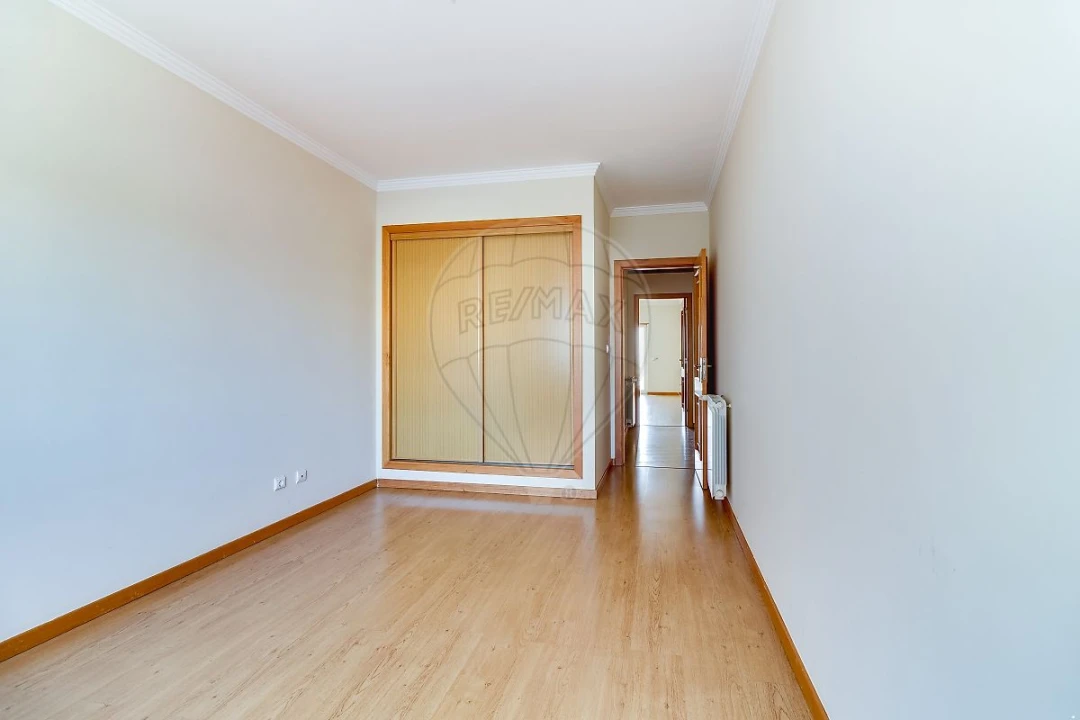 Apartamento T3 para Venda em Águas Livres Foto 11