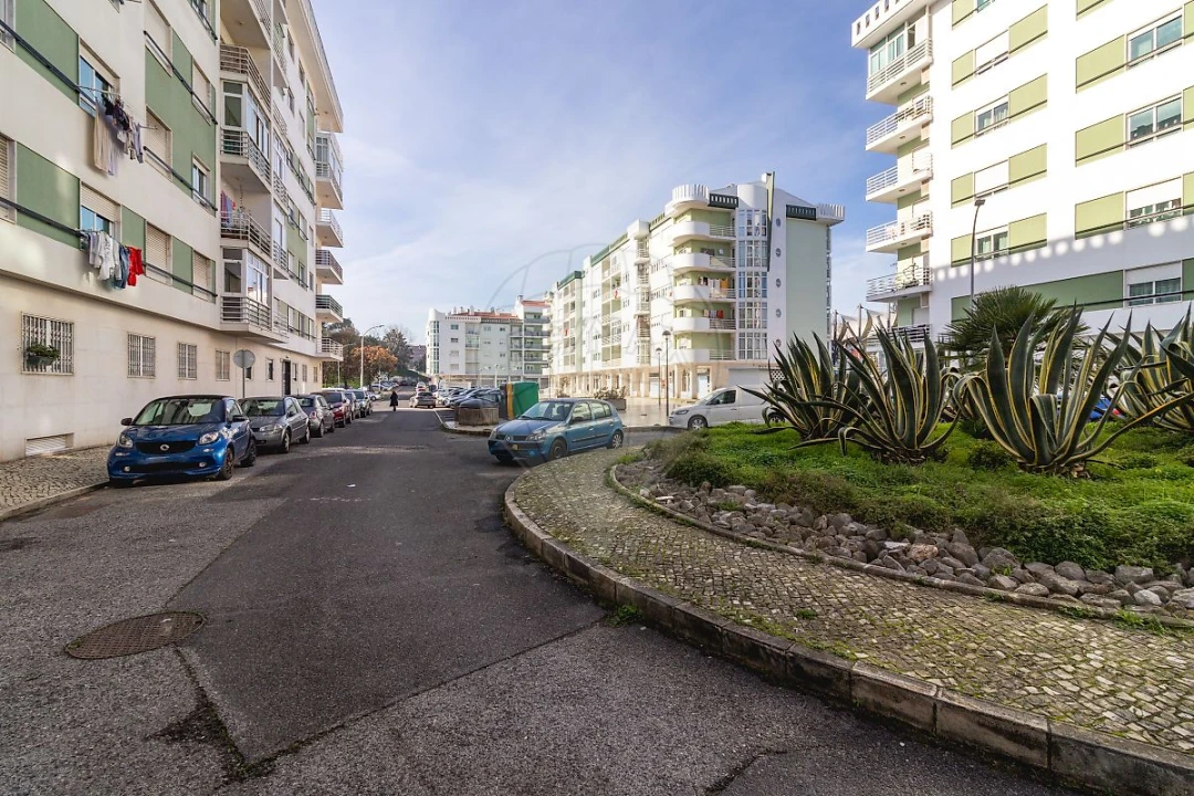 Apartamento T3 para Venda em Águas Livres Foto 29