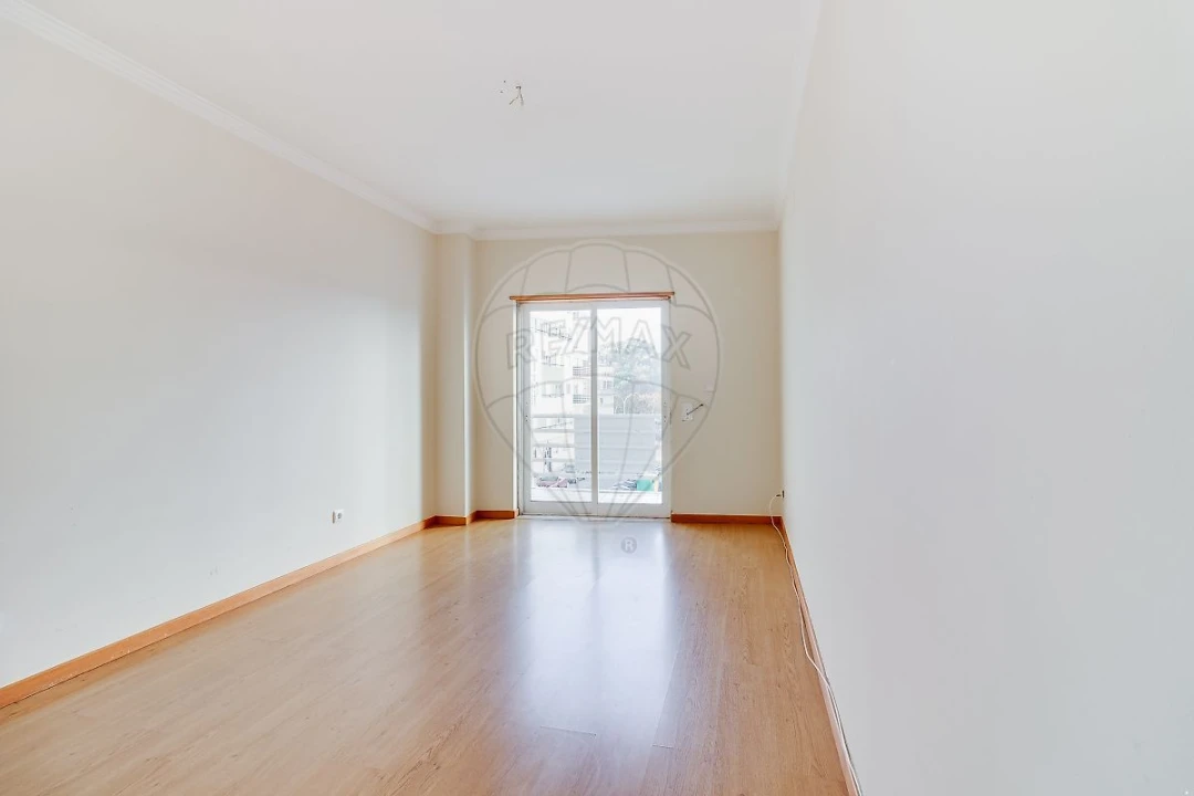 Apartamento T3 para Venda em Águas Livres Foto 6