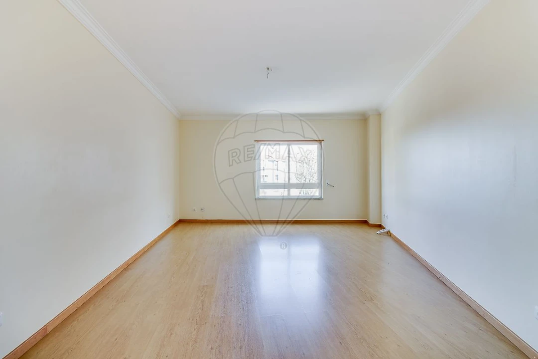 Apartamento T3 para Venda em Águas Livres Foto 14