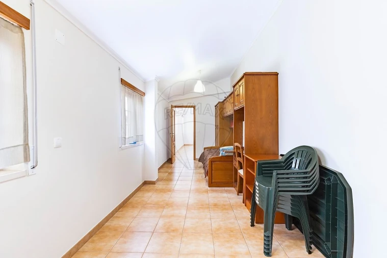 Moradia T3 para Venda em Carvoeira e Carmões Foto 17