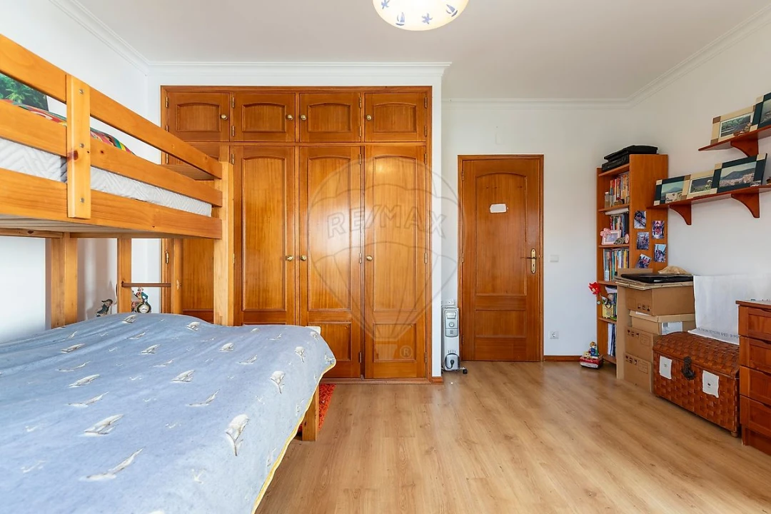 Moradia T4 para Venda em Ericeira Foto 19