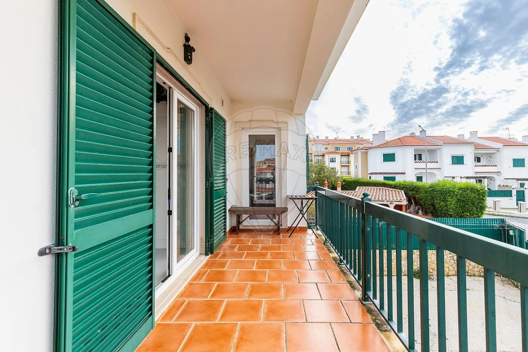 Moradia T4 para Venda em Ericeira Foto 12