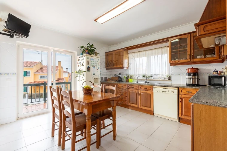 Moradia T4 para Venda em Ericeira Foto 9