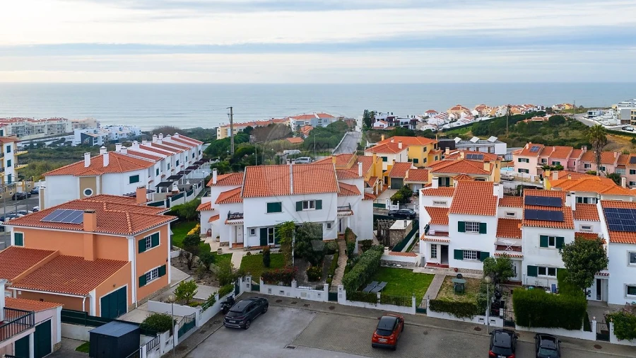 Moradia T4 para Venda em Ericeira Foto 37