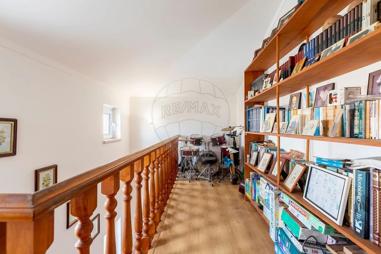 Moradia T4 para Venda em Ericeira Foto 32