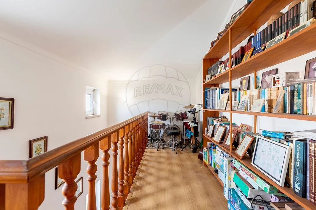 Moradia T4 para Venda em Ericeira Foto 32