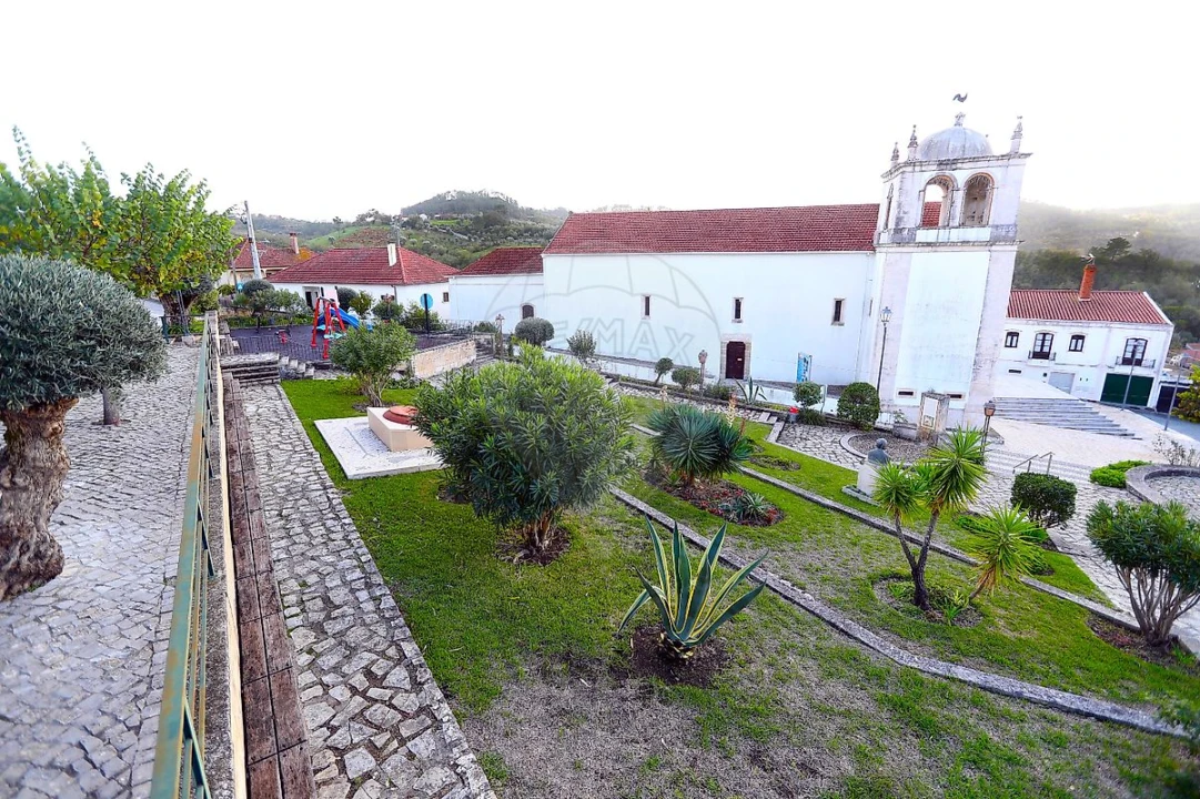 Moradia T3 para Venda em Abiul Foto 18