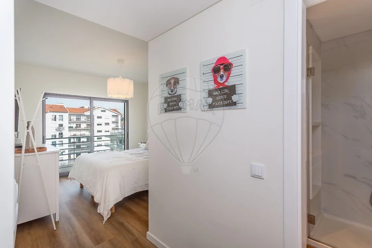 Apartamento T3 para Venda em Cascais e Estoril Foto 2