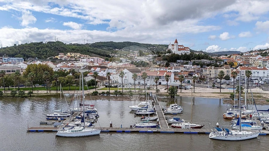 Moradia T5 para Venda em Alhandra, São João dos Montes e Calhandriz Foto 7