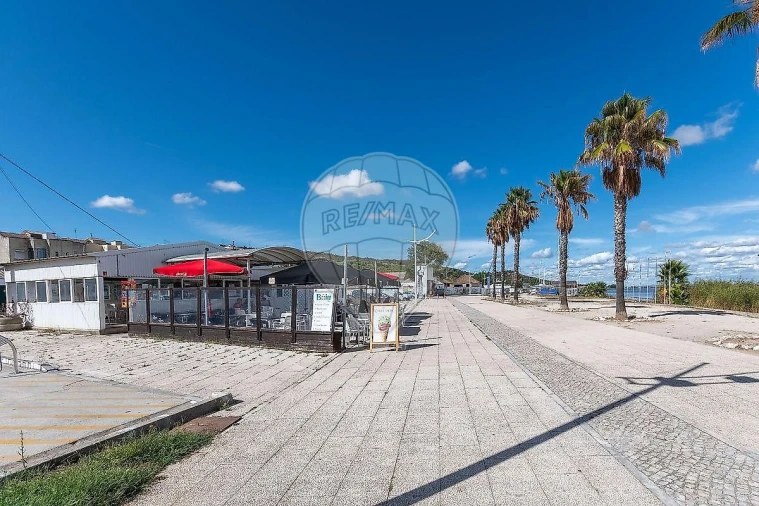 Moradia T5 para Venda em Alhandra, São João dos Montes e Calhandriz Foto 4