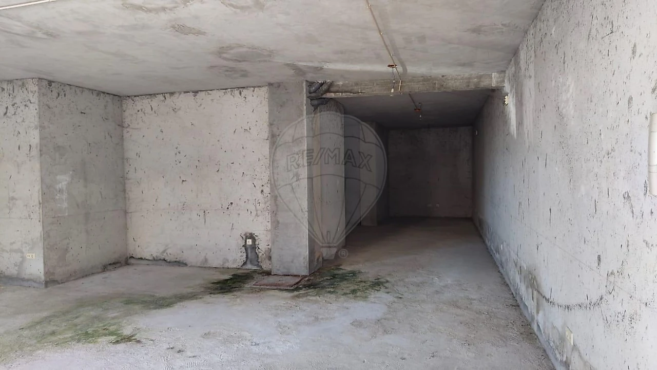 Loja para Venda em O. Azeméis, Riba-Ul, Ul, Macinhata Seixa, Madail Foto 14