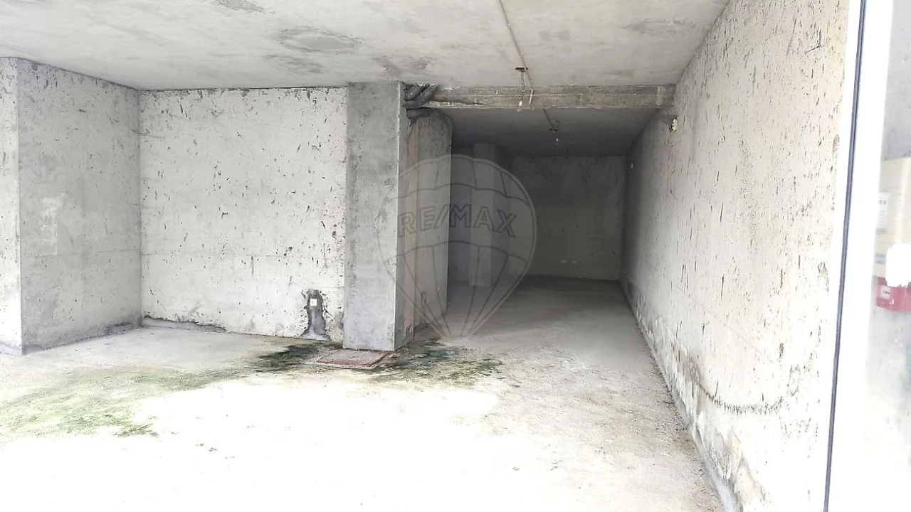 Loja para Venda em O. Azeméis, Riba-Ul, Ul, Macinhata Seixa, Madail Foto 8