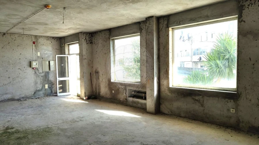 Loja para Venda em O. Azeméis, Riba-Ul, Ul, Macinhata Seixa, Madail Foto 6