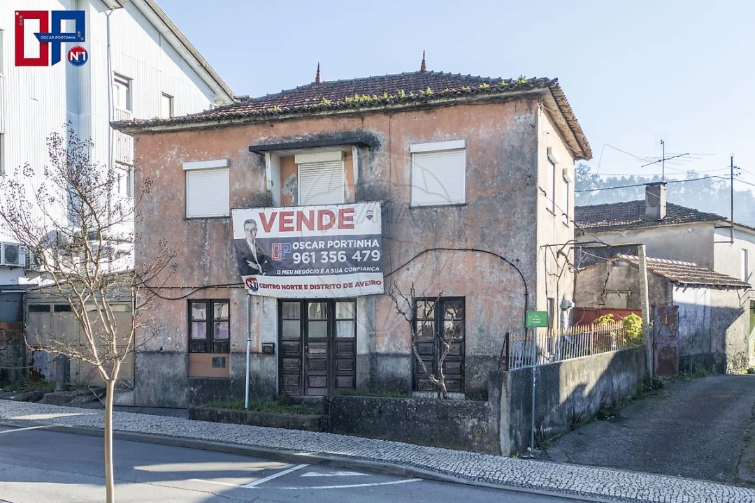 Moradia T4 para Venda em São Pedro de Castelões Foto 2