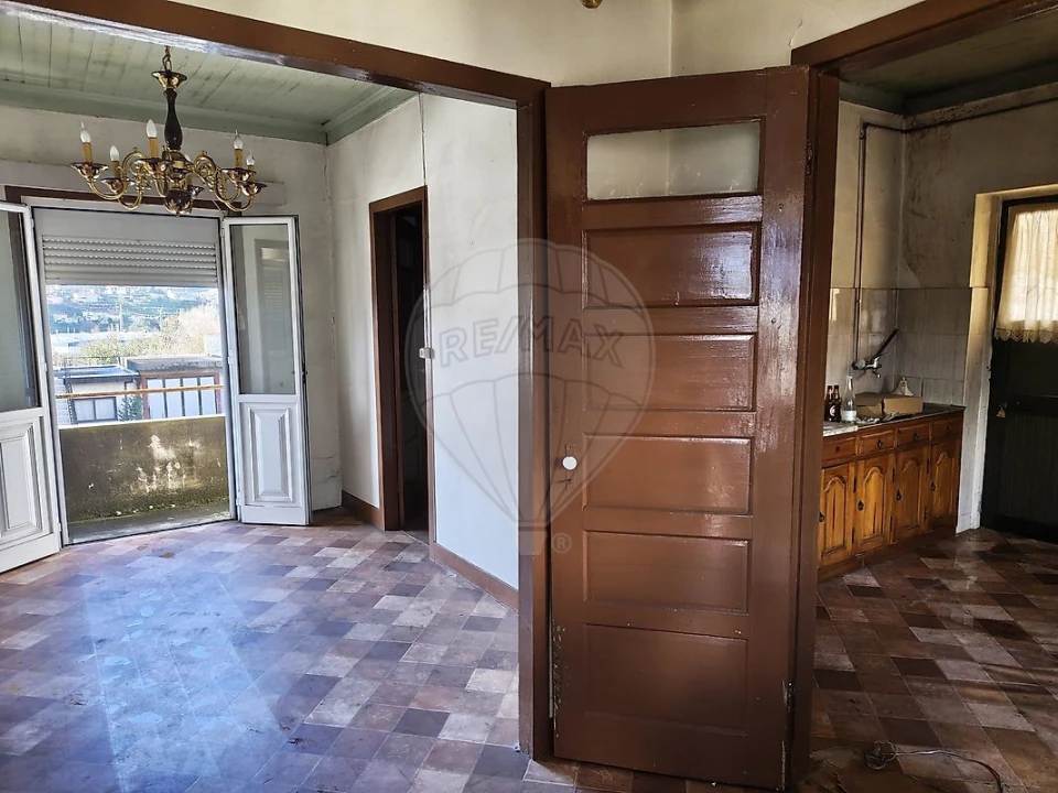 Moradia T4 para Venda em São Pedro de Castelões Foto 18