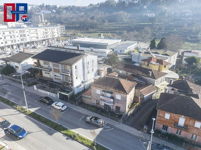 Moradia T4 para Venda em São Pedro de Castelões Foto 1