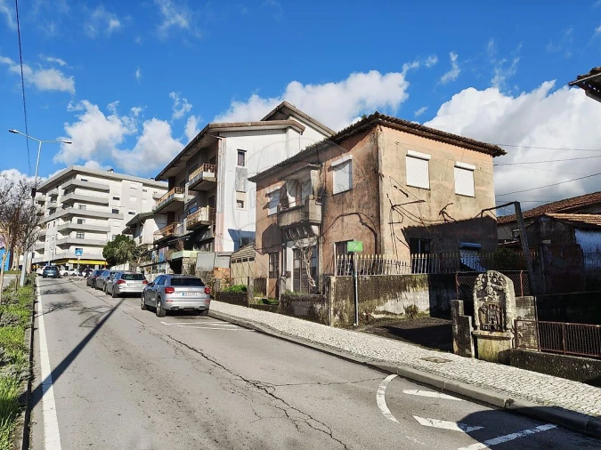 Moradia T4 para Venda em São Pedro de Castelões Foto 9