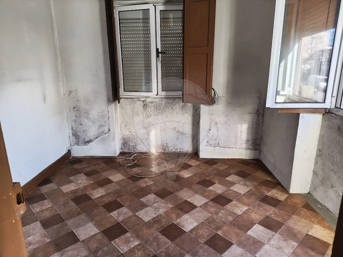 Moradia T4 para Venda em São Pedro de Castelões Foto 13