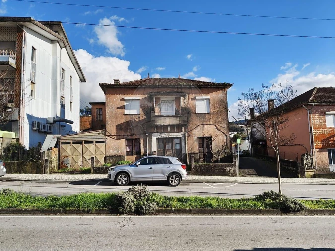 Moradia T4 para Venda em São Pedro de Castelões Foto 8