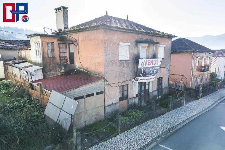 Moradia T4 para Venda em São Pedro de Castelões Foto 3