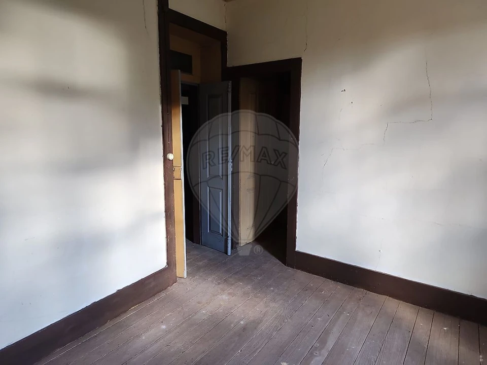 Moradia T4 para Venda em Macieira de Cambra Foto 18