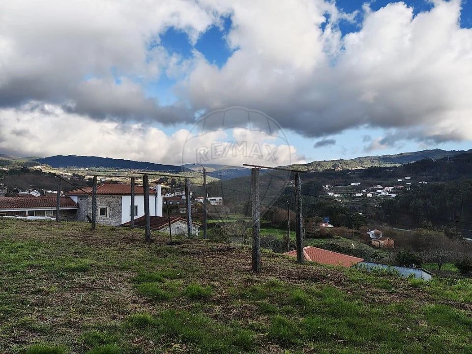 Moradia T4 para Venda em Macieira de Cambra Foto 24