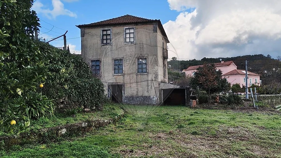 Moradia T4 para Venda em Macieira de Cambra