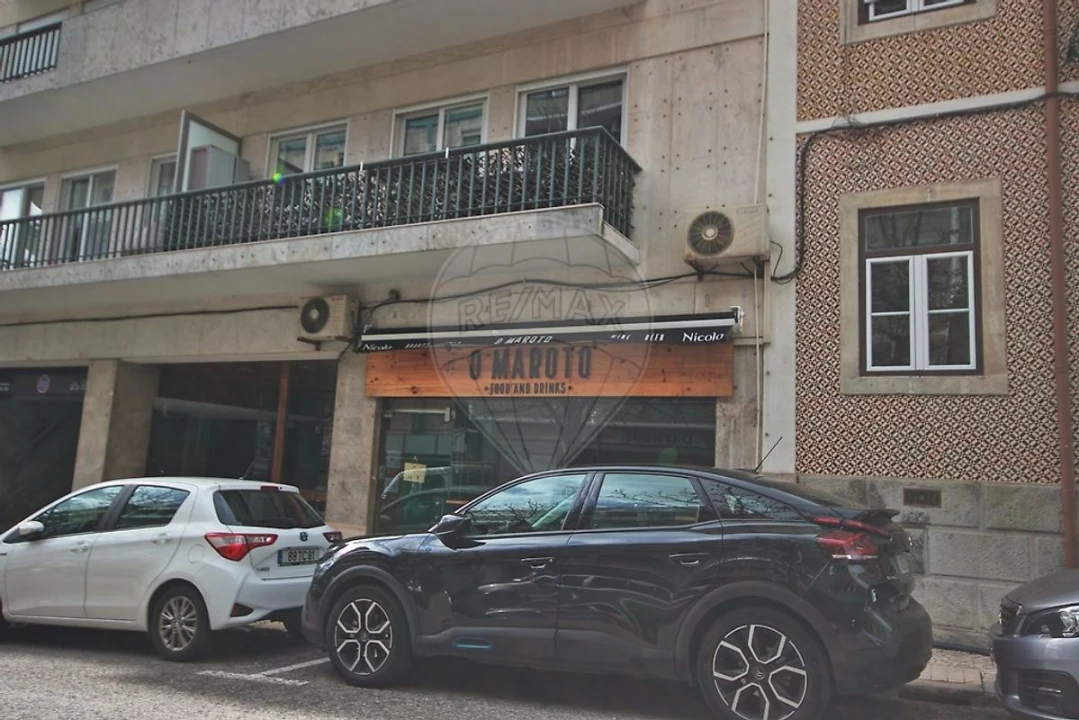 Loja para Arrendamento em Avenidas Novas Foto 7