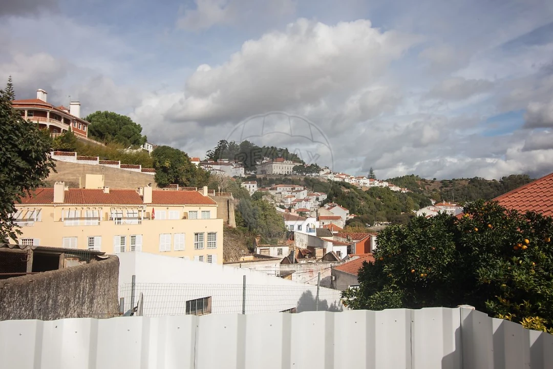 Moradia T2 para Venda em Alenquer (Santo Estêvão e Triana) Foto 18