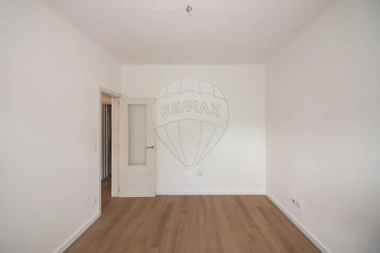 Moradia T2 para Venda em Alenquer (Santo Estêvão e Triana) Foto 8