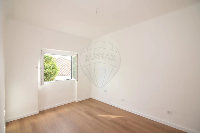 Moradia T2 para Venda em Alenquer (Santo Estêvão e Triana) Foto 24