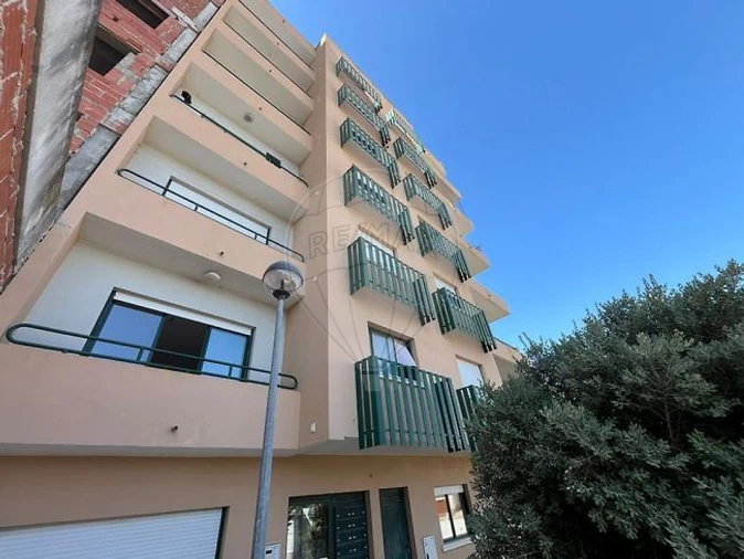 Apartamento T2 para Venda em Alenquer (Santo Estêvão e Triana) Foto 2
