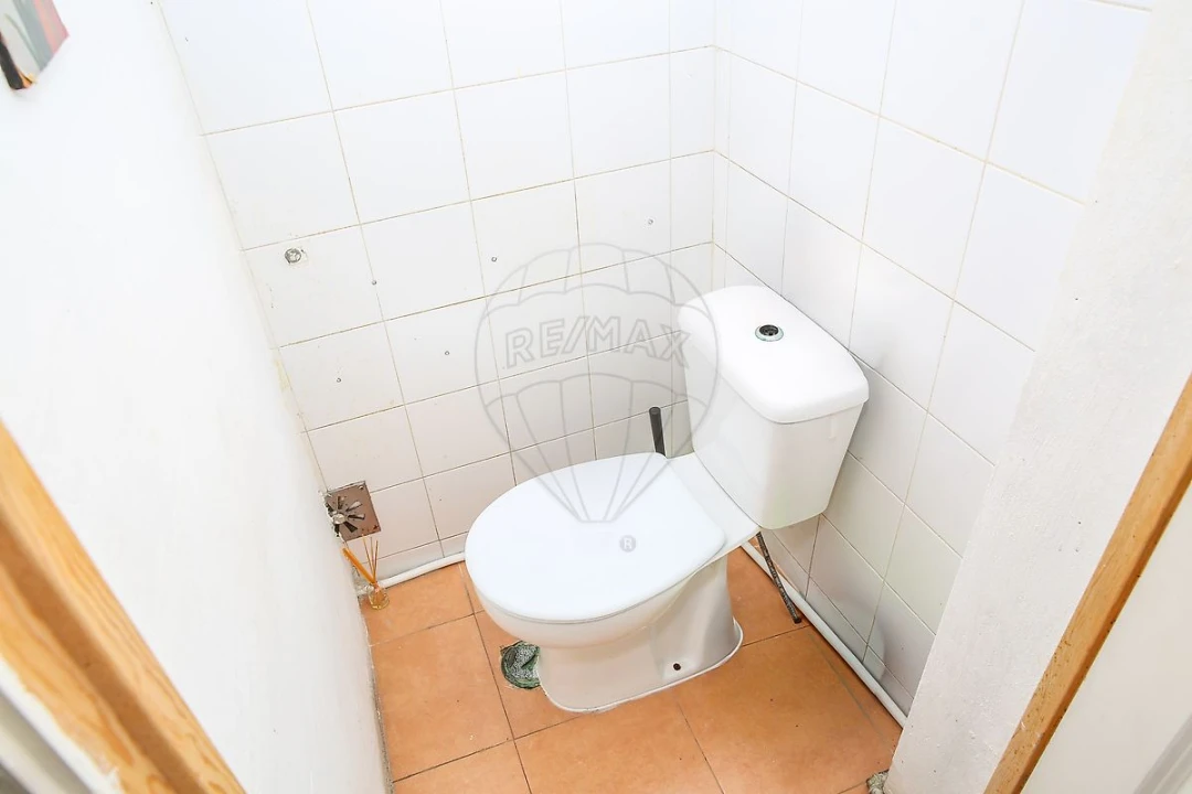 Loja para Arrendamento em Alverca do Ribatejo e Sobralinho Foto 13