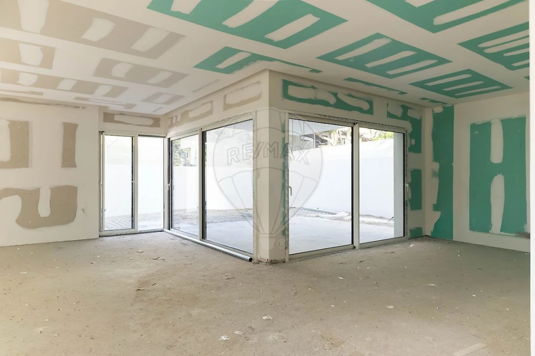 Moradia T3 para Venda em São Domingos de Rana Foto 10