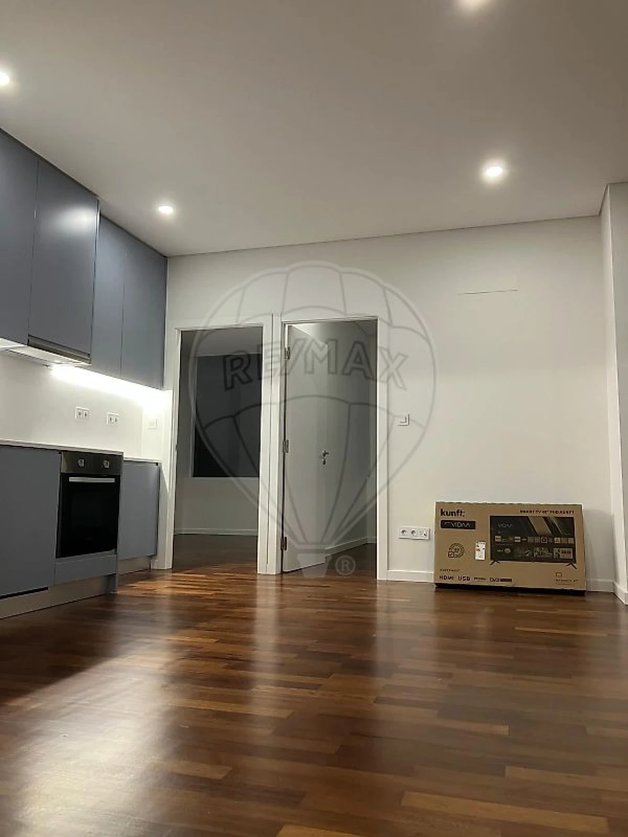 Apartamento T2 para Arrendamento em Rio Tinto Foto 8