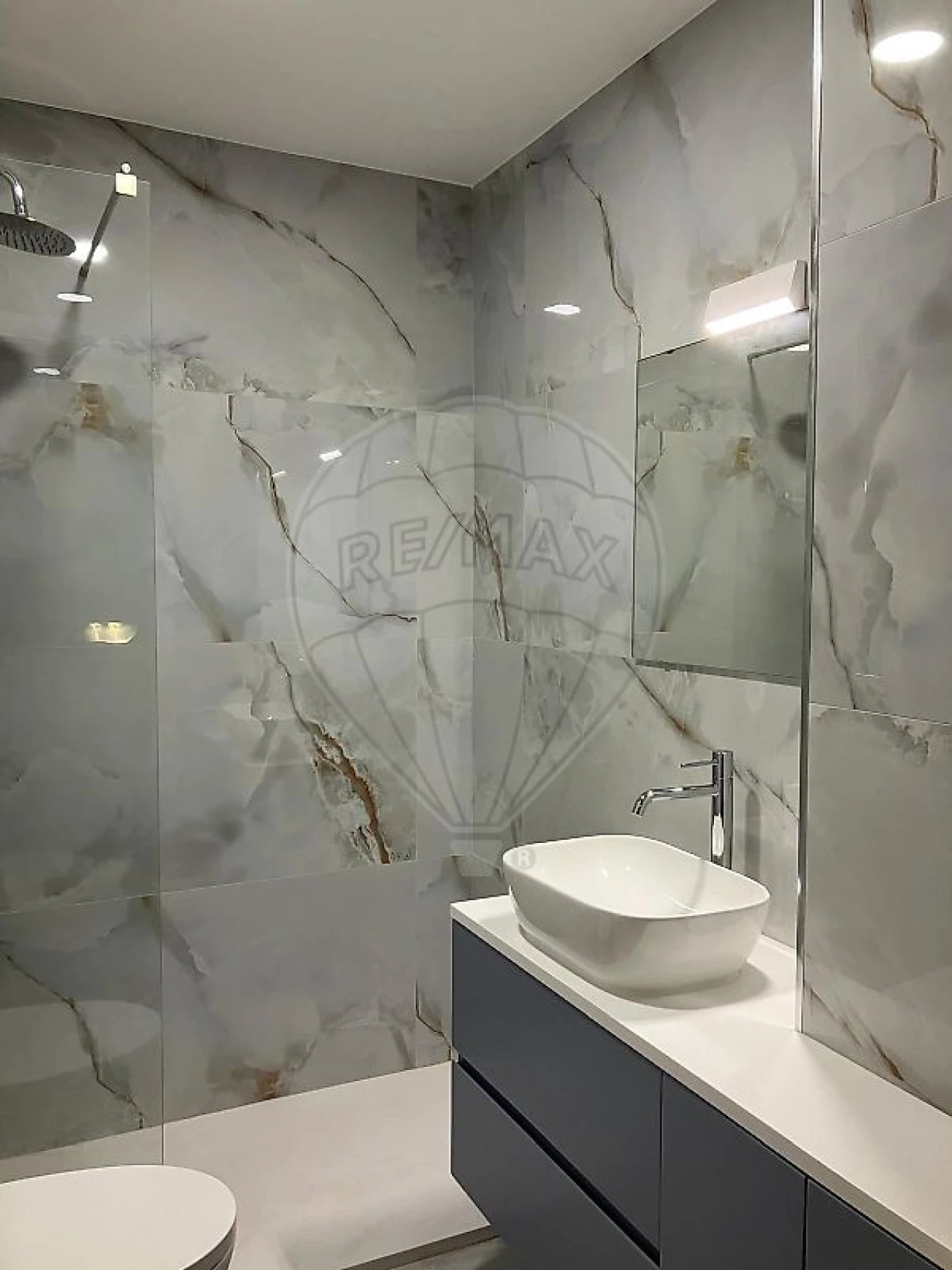 Apartamento T2 para Arrendamento em Rio Tinto Foto 4