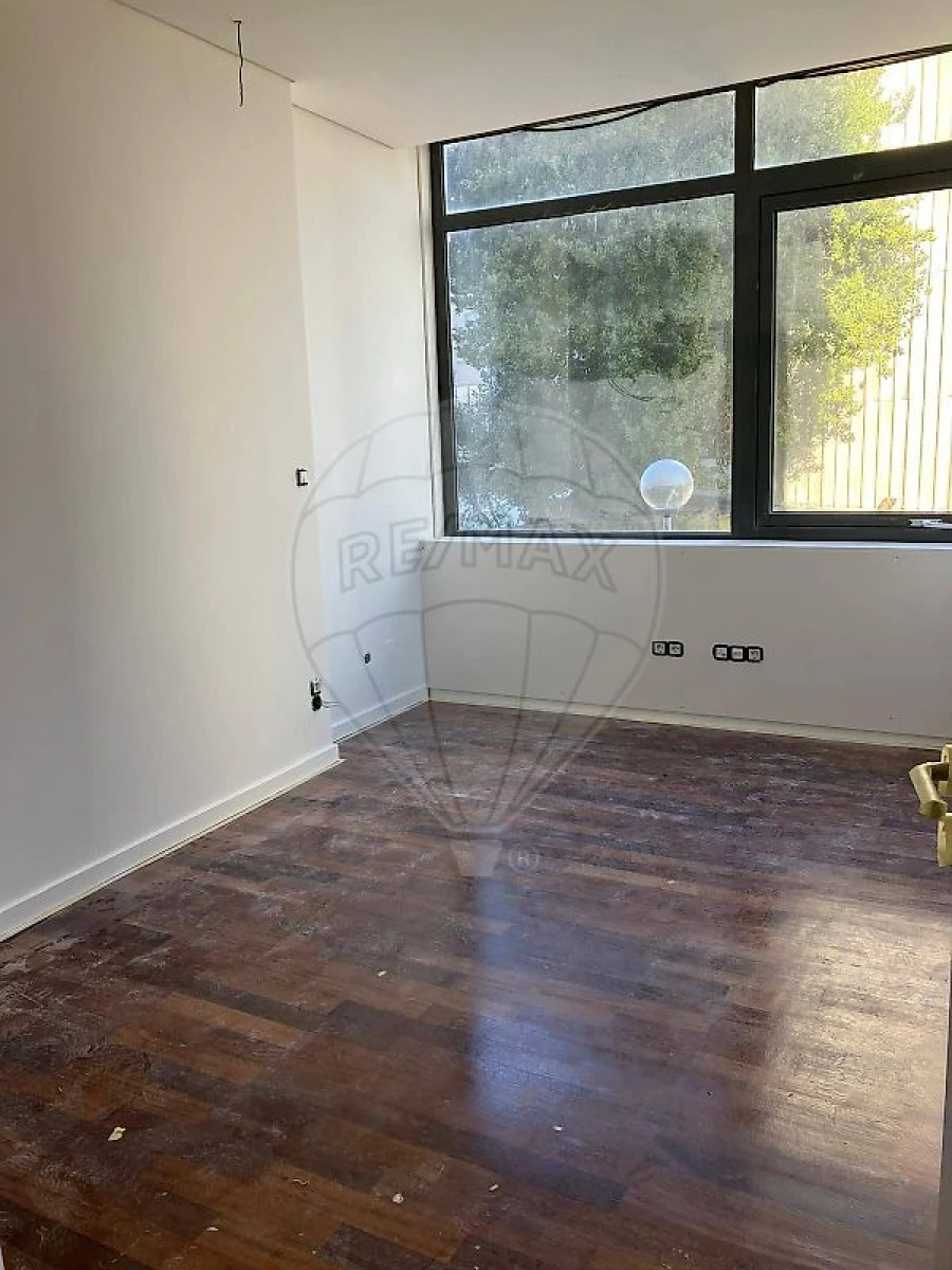 Apartamento T2 para Arrendamento em Rio Tinto Foto 5