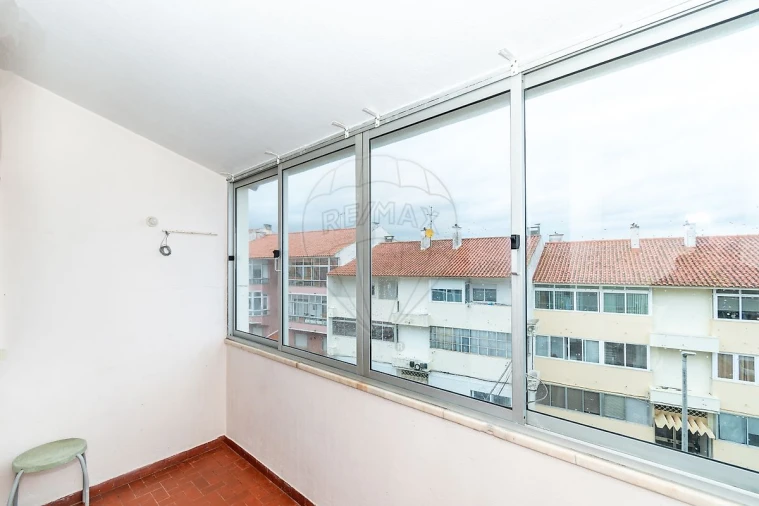 Apartamento T2 para Venda em Cascais e Estoril Foto 9