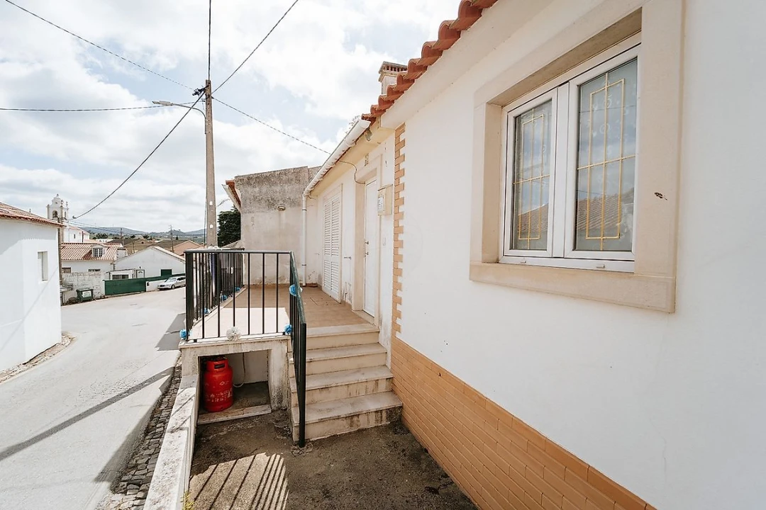 Moradia T1 para Venda em Azueira e Sobral da Abelheira Foto 24
