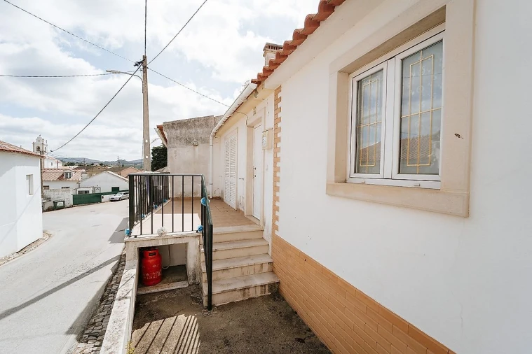 Moradia T1 para Venda em Azueira e Sobral da Abelheira Foto 24