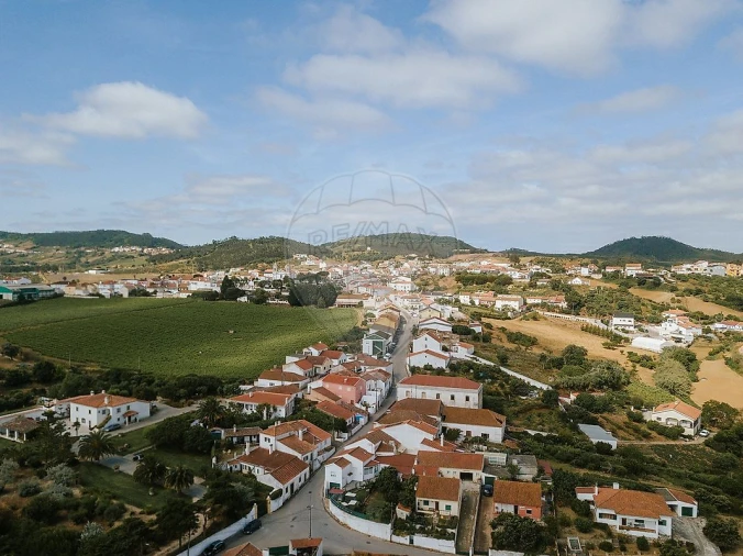Moradia T1 para Venda em Azueira e Sobral da Abelheira Foto 29