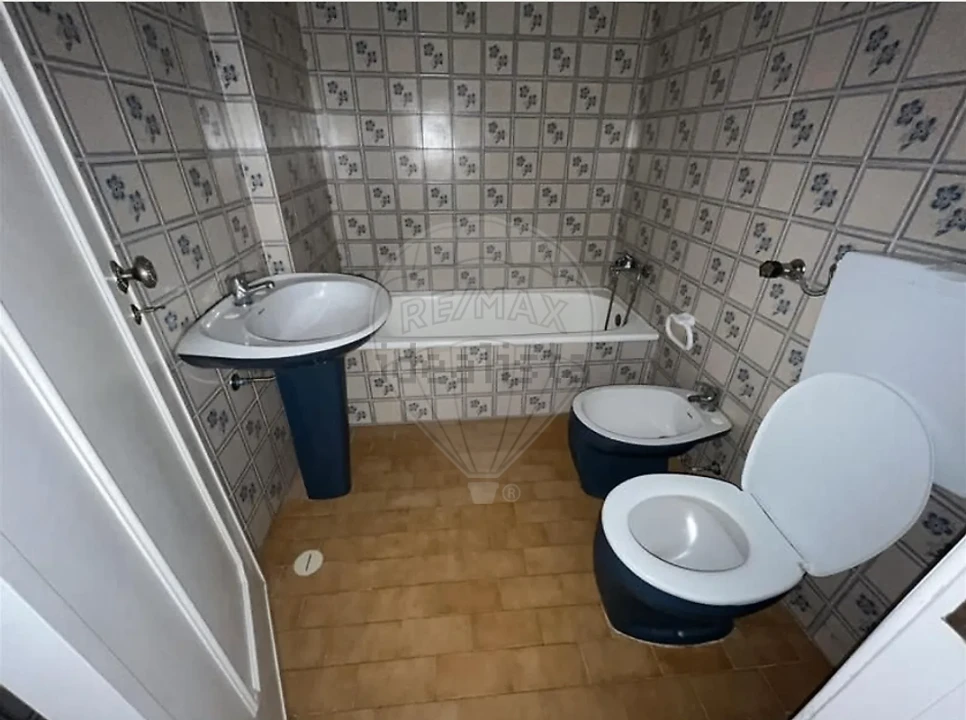 Apartamento T3 para Venda em Cacém e São Marcos Foto 12