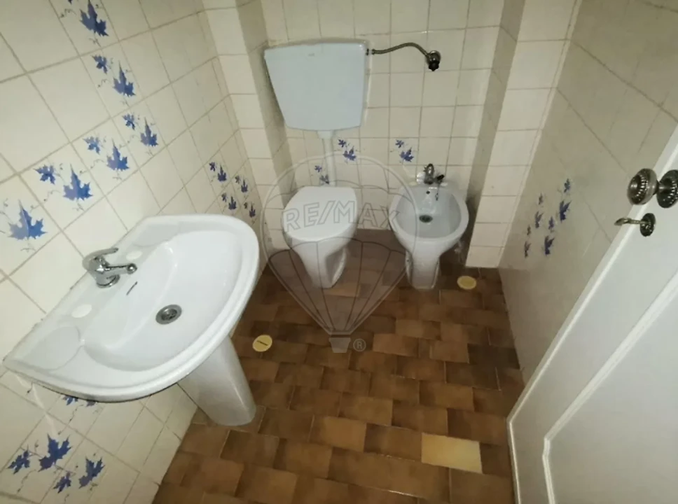 Apartamento T3 para Venda em Cacém e São Marcos Foto 13