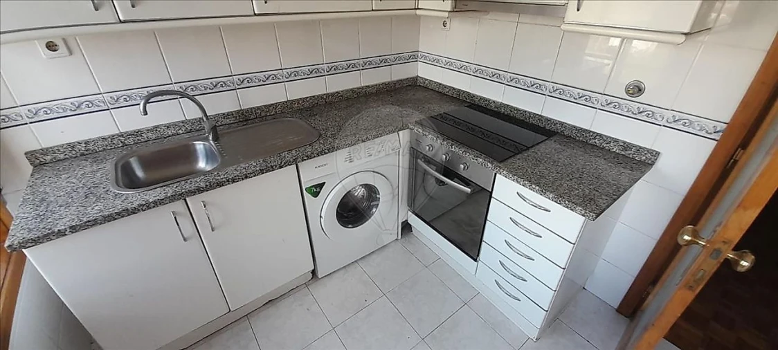 Apartamento T2 para Venda em Baguim do Monte (Rio Tinto) Foto 5