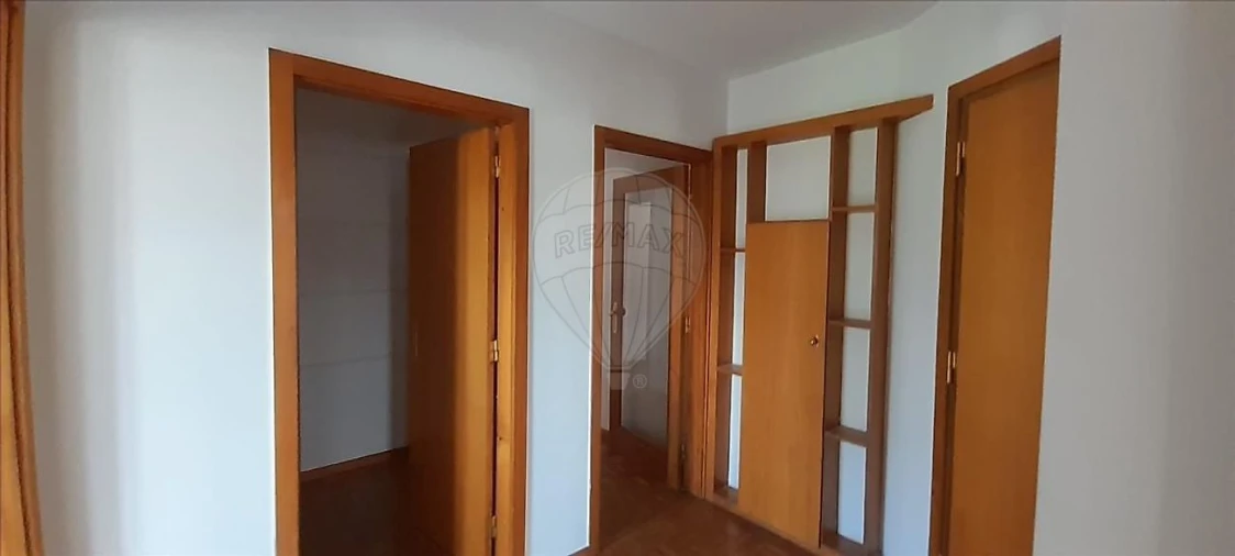 Apartamento T2 para Venda em Baguim do Monte (Rio Tinto) Foto 13