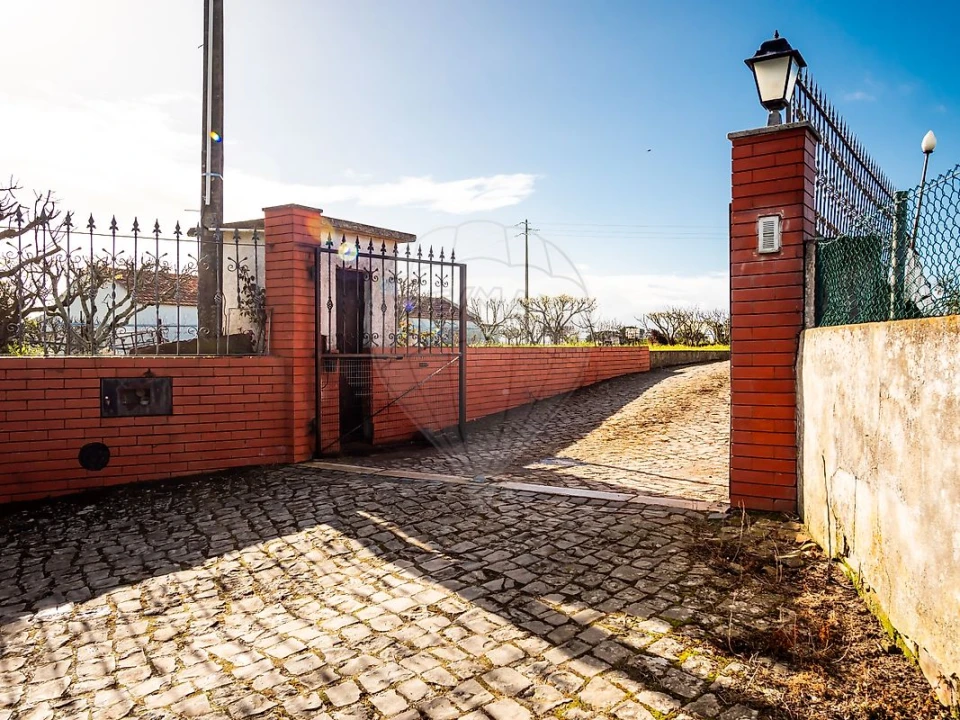 Moradia T6 para Venda em Alhandra, São João dos Montes e Calhandriz Foto 2