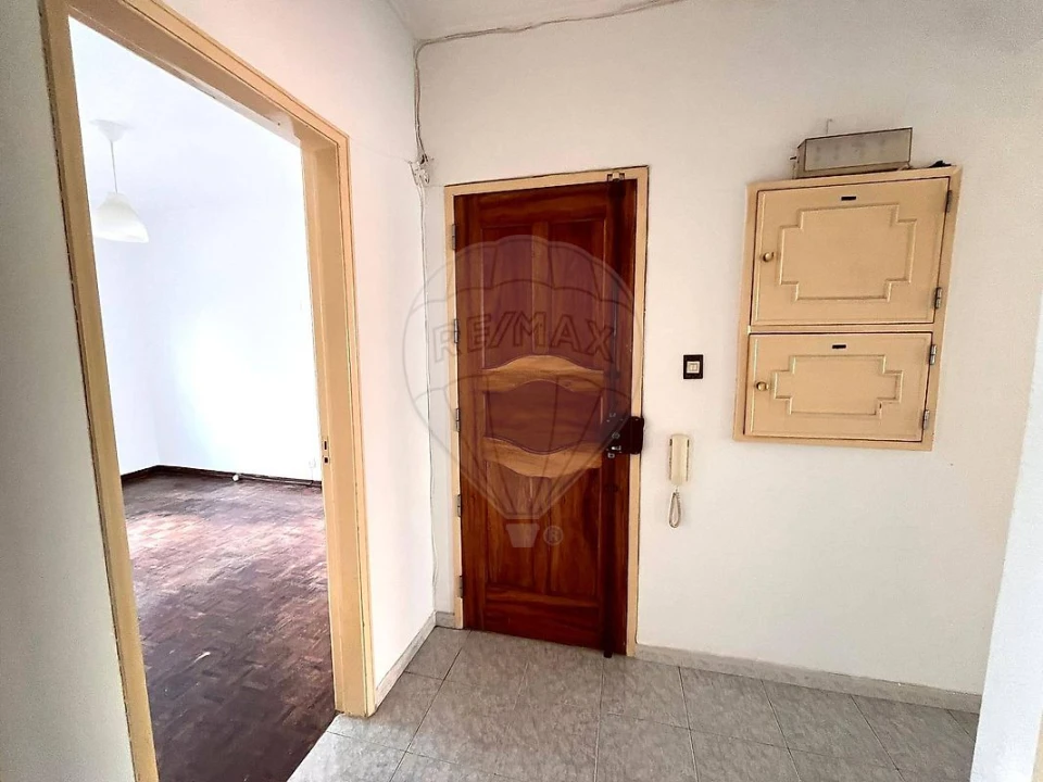 Apartamento T2 para Venda em Algueirão-Mem Martins Foto 20