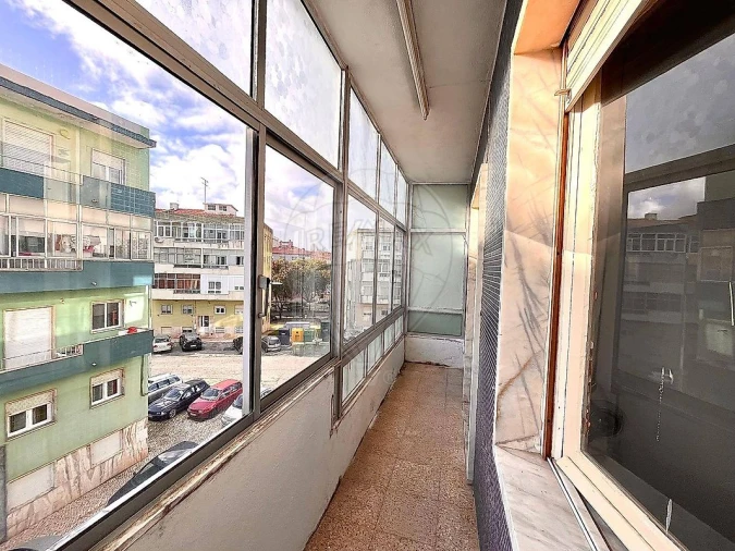 Apartamento T2 para Venda em Algueirão-Mem Martins Foto 24